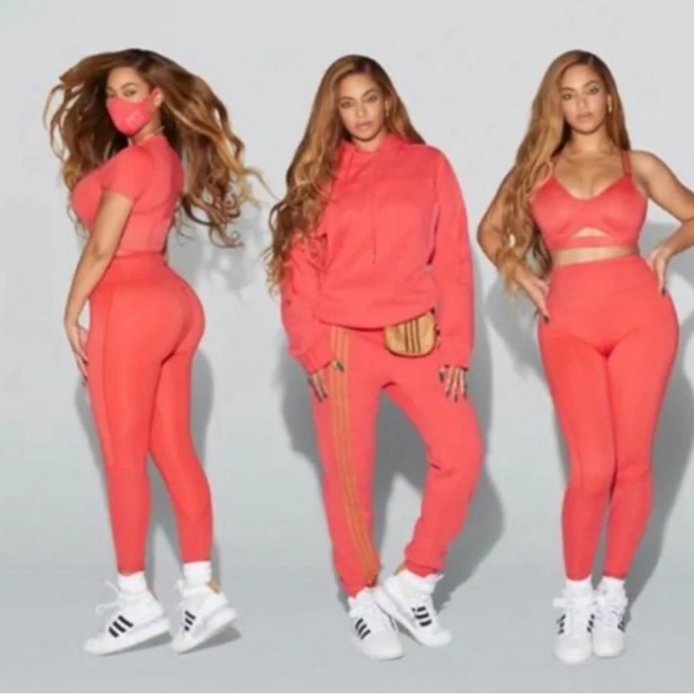 Ivy Park xs joggers coral with caramel color stripes NWOT